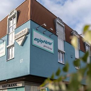 Enjoyhotel Garni Korntal Stuttgart B&B